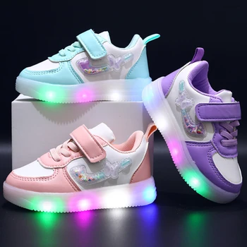2023 Осенняя детская новая спортивная обувь со светодиодной подсветкой для мальчиков и девочек, дышащие кроссовки на мягкой подошве, мигающие туфли