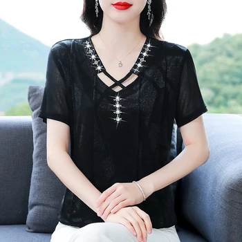 M-4XL Корейская модная Женская черная футболка 2023, Летние топы, Новая сексуальная повседневная открытая рубашка с V-образным вырезом и коротким рукавом