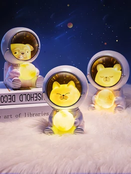USB Astronaut Night Light Charge LED Galaxy Guardian Pet Astronaut USB Night Light Украшение спальни Звездный Подарок Детям на День рождения
