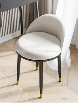 Легкий роскошный обеденный стул, бытовой обеденный стол, стул, современный простой туалетный столик, стул для маникюра в скандинавском стиле.