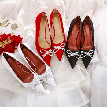 Свадебные туфли для женщин 2023, Новинка осени, бант, горный хрусталь, острый носок, шпильки, подружка невесты, Красные свадебные туфли на высоком каблуке, женские