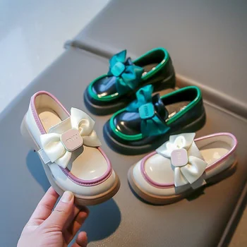 Спортивная обувь с милым бантиком на мягкой подошве для девочек, нескользящая детская яркая дышащая обувь на плоской подошве